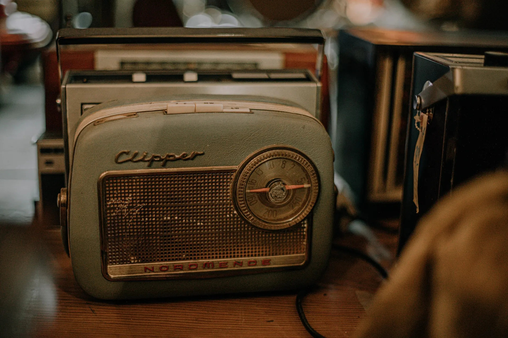 importancia radio en tienda